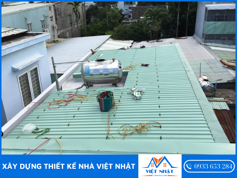 Thợ thi công chống dột mái tôn chuyên nghiệp uy tín TPHCM